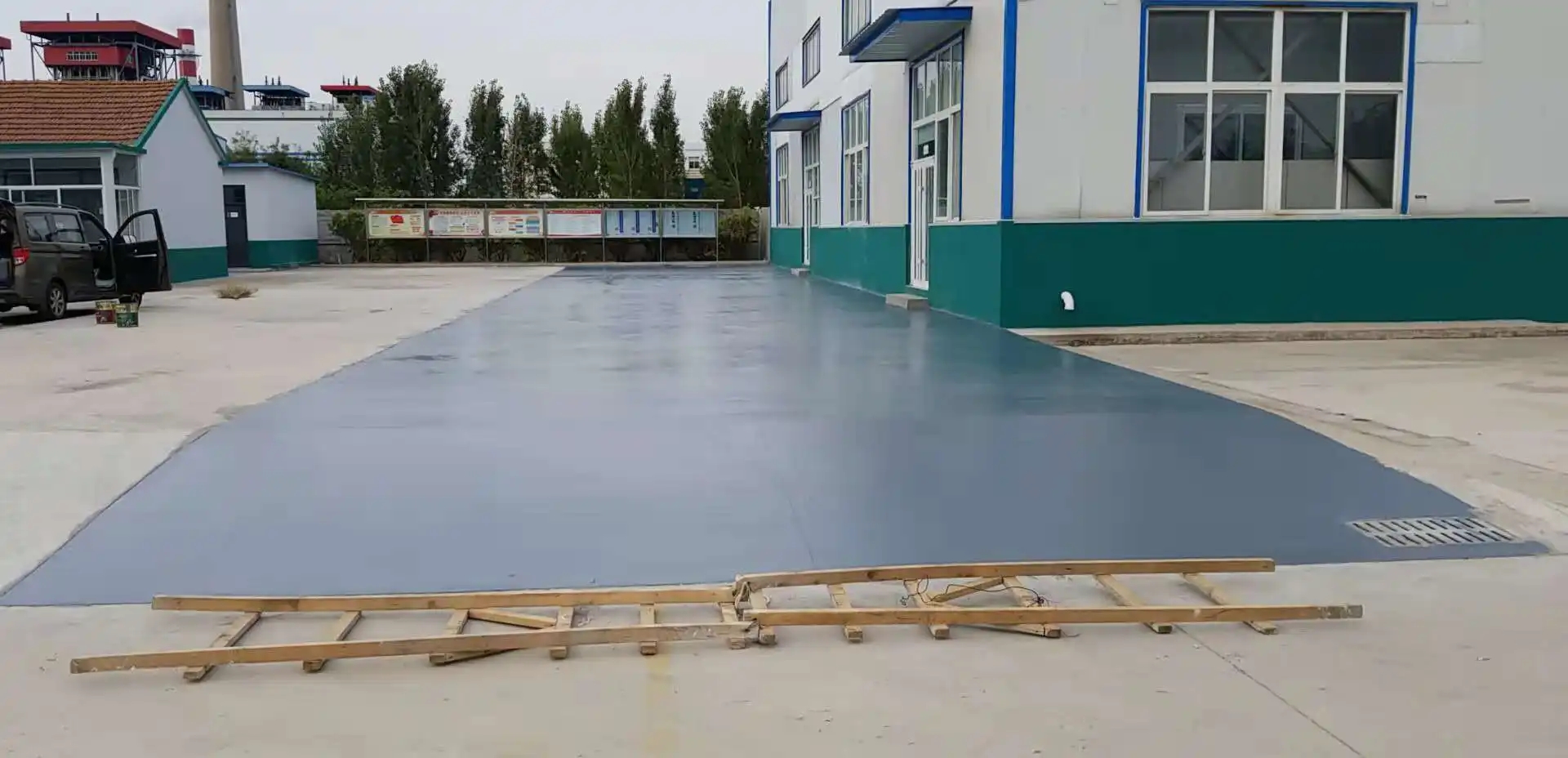 黄浦车间厂房地坪漆修补翻新